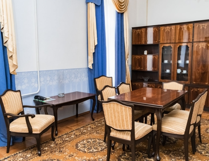 Двухместный двухкомнатный люкс - Санаторий «Ессентукский» Министерства Обороны РФ